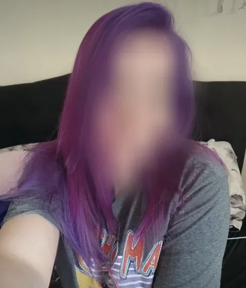 Hanna, 32