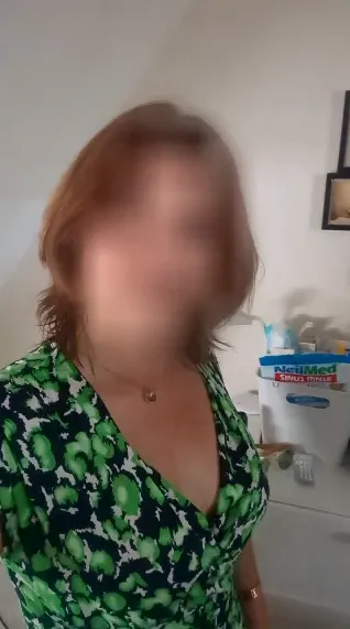 Nasra, 33