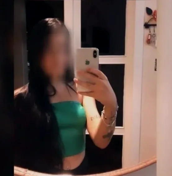 Ulla, 20